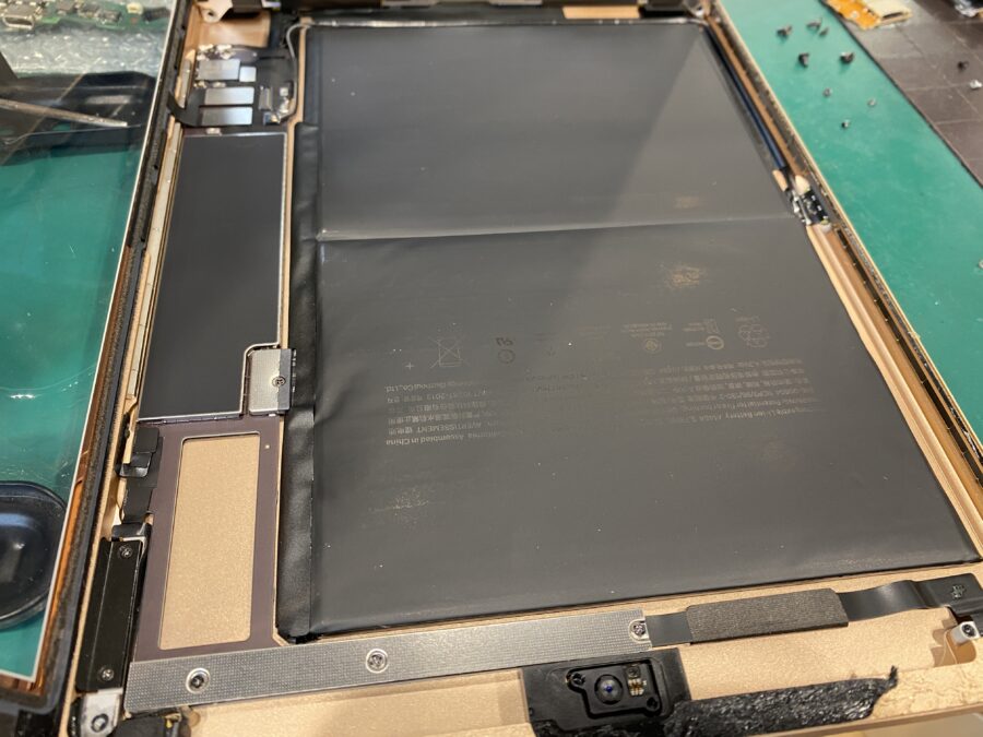 iPad 第7世代(アイパッド)のバッテリー交換も！ - スマホ修理工房ペリエ千葉店で当日お返しOK♪