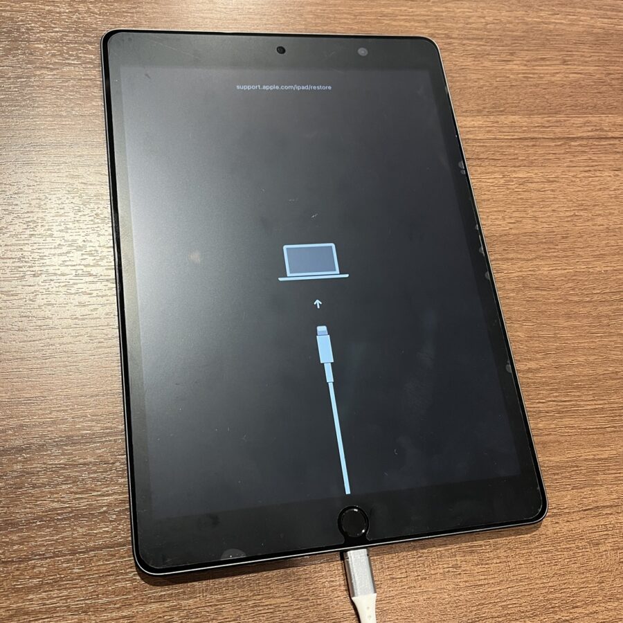 iPad9（アイパッド第9世代）のリンゴループ復旧もスマホ修理工房渋谷店へご依頼くださいませ！