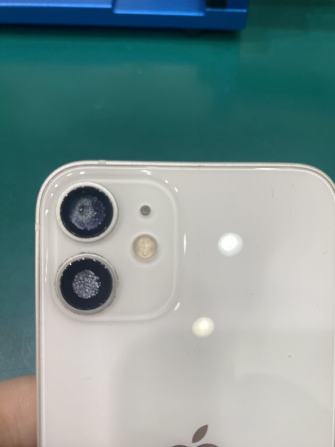 【水没復旧修理】辻堂からお越しのお客様より、iPhone11(アイフォン)をお持ち込みいただきました！