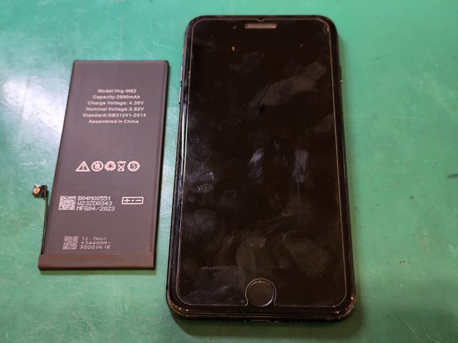 即日スピード修理対応！iPhone7(アイフォンセブン)のバッテリー交換を行いました！【スマホ修理工房　新宿PePe店】