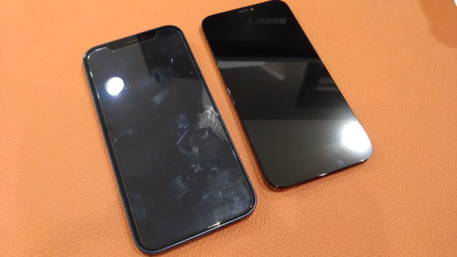 画面にヒビが入ってしまったiPhone12（アイフォントゥエルブ）の修理を行いました!【スマホ修理工房仙台PARCO2店】
