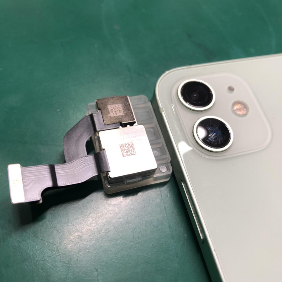 アウトカメラのピントが合わないiPhone12のカメラ交換?✨最短即日で修理できます！！【スマホ修理工房池袋P’パルコ店】