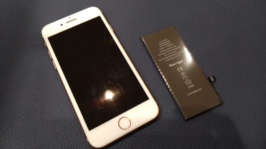バッテリーがすぐ切れてしまうiPhone8（アイフォンエイト）の修理を行いました!【スマホ修理工房仙台PARCO2店】
