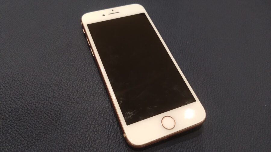 電源が入らなくなってしまったiPhone8（アイフォンエイト）の修理を行いました!【スマホ修理工房仙台PARCO2店】