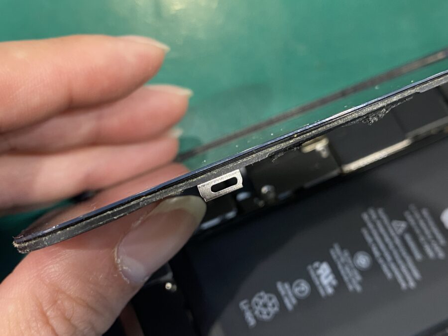 iPhone 12 Pro(アイフォン)の画面タッチが効かなくなったので直していただきたい！- 即日修理のスマホ修理工房ペ