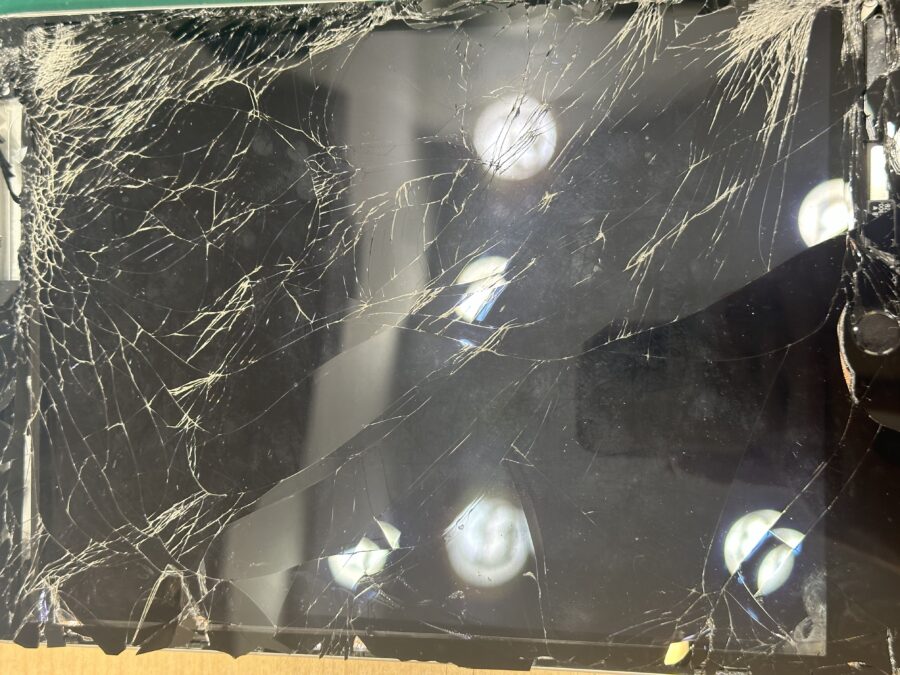 【液晶ガラス交換修理】藤沢市からお越しのお客様より、iPad9(アイパッド9)をお持ち込みいただきました！
