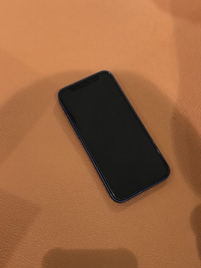 画面が割れてしまったiPhone12mini（アイフォントゥエルブミニ）のパネル交換修理を行いました!
