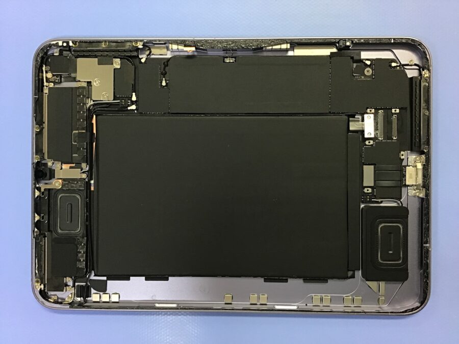 スマホ修理工房王子店/iPad mini6の水没修理をいたしました！