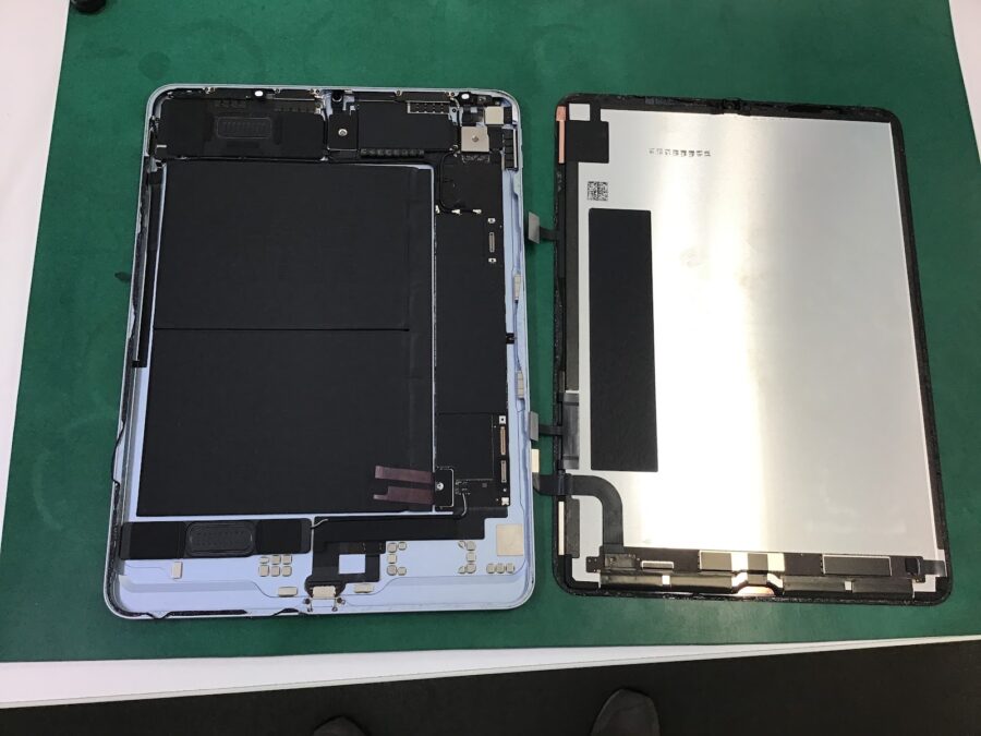 スマホ修理工房王子店/iPad Air4の画面交換をいたしました！