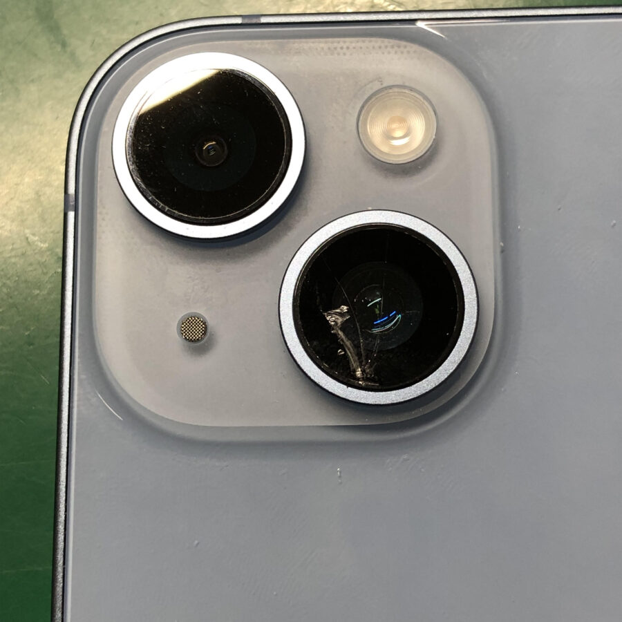 iPhoneのカメラレンズ割れ、最短即日・データそのままで修理対応できます！【スマホ修理工房　池袋P'パルコ本店」