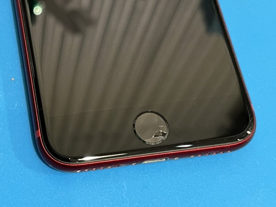 ホームボタンがまったく反応しなくなった？そんなiPhoneSE第2世代（アイフォンSE2）の修理はスマホ修理工房渋谷店に