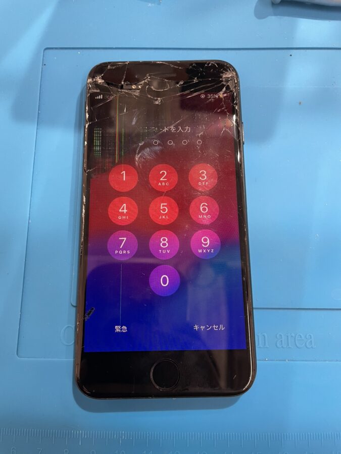 iPhoneSE2がタッチが勝手にされて操作できない状態でも【スマホ修理工房池袋P'パルコ店】でなら即日対応