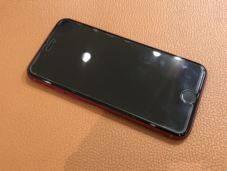 充電の減りが早く感じるようになったiPhoneSE第三世代（アイフォンエスイー）のバッテリー交換修理を行いました!