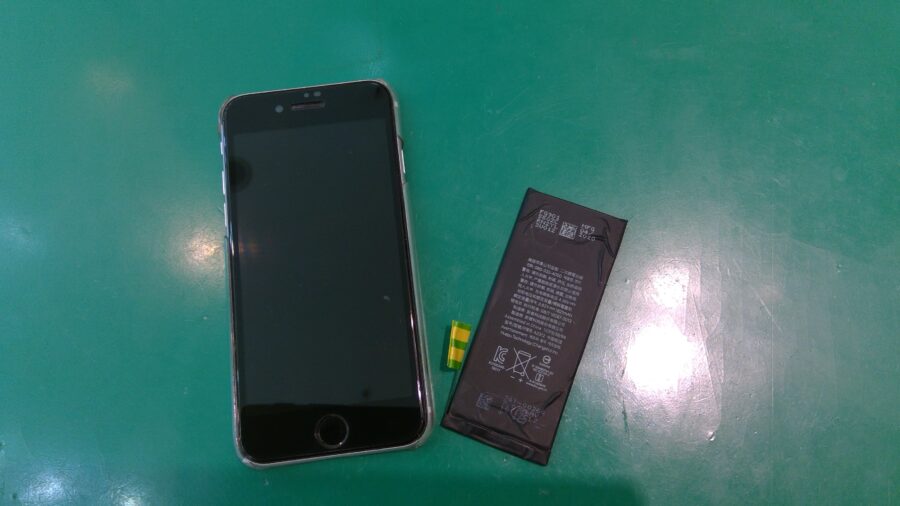 少し古くなってきたメイン端末のバッテリー劣化にお困りなら！即日修理対応のスマホ修理工房イオンモール羽生店にお任せ！