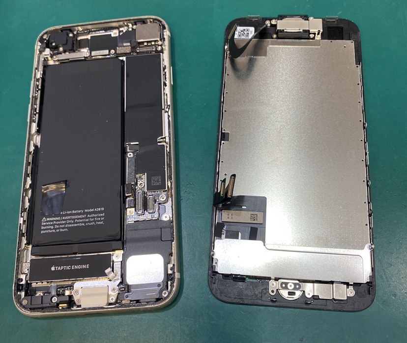 【液晶交換修理】茅ヶ崎市からお越しのお客様より、iPhoneSE3(アイフォンSE3)をお持ち込みいただきました！