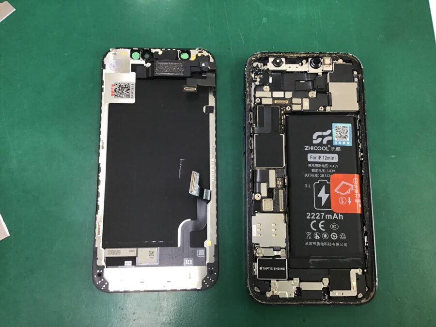 スマホ修理工房王子店/iPhone12miniの画面交換をいたしました！
