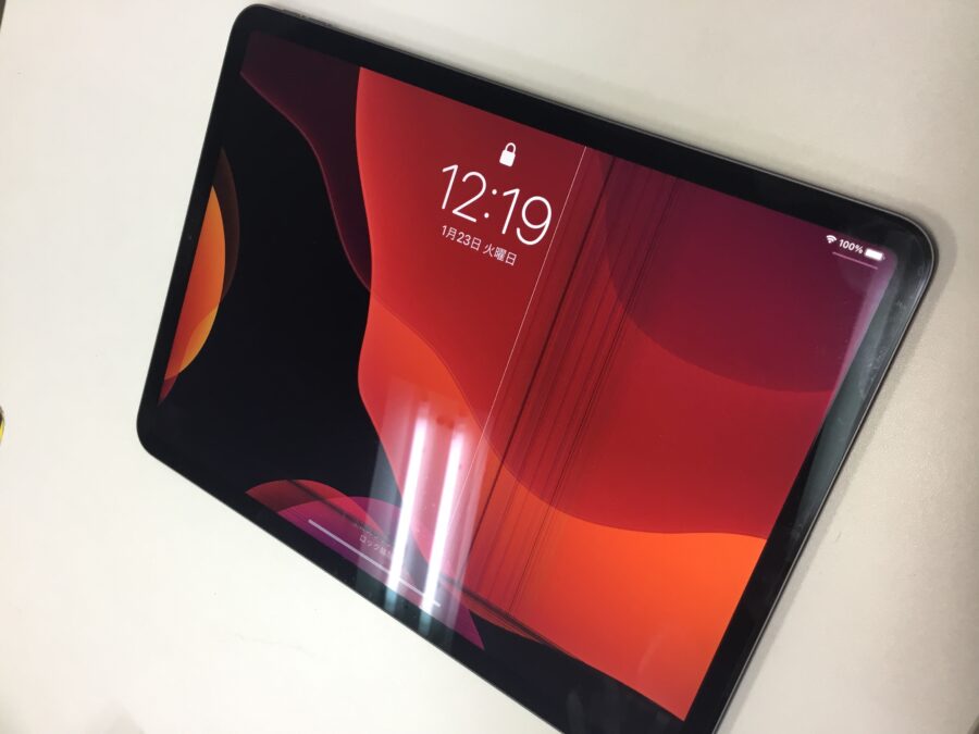 iPadPro11の画面に線が入った...画面交換で即日改善！！
