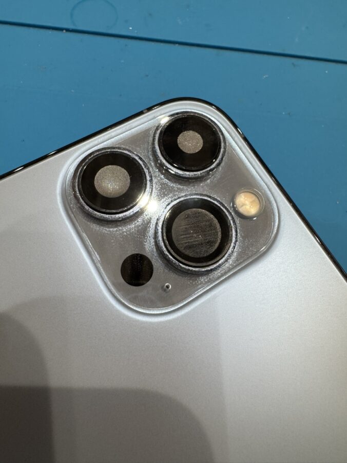 iPhone13ProMaxが水没！？そんな時でも即日修理の【スマホ修理工房池袋P'パルコ店】