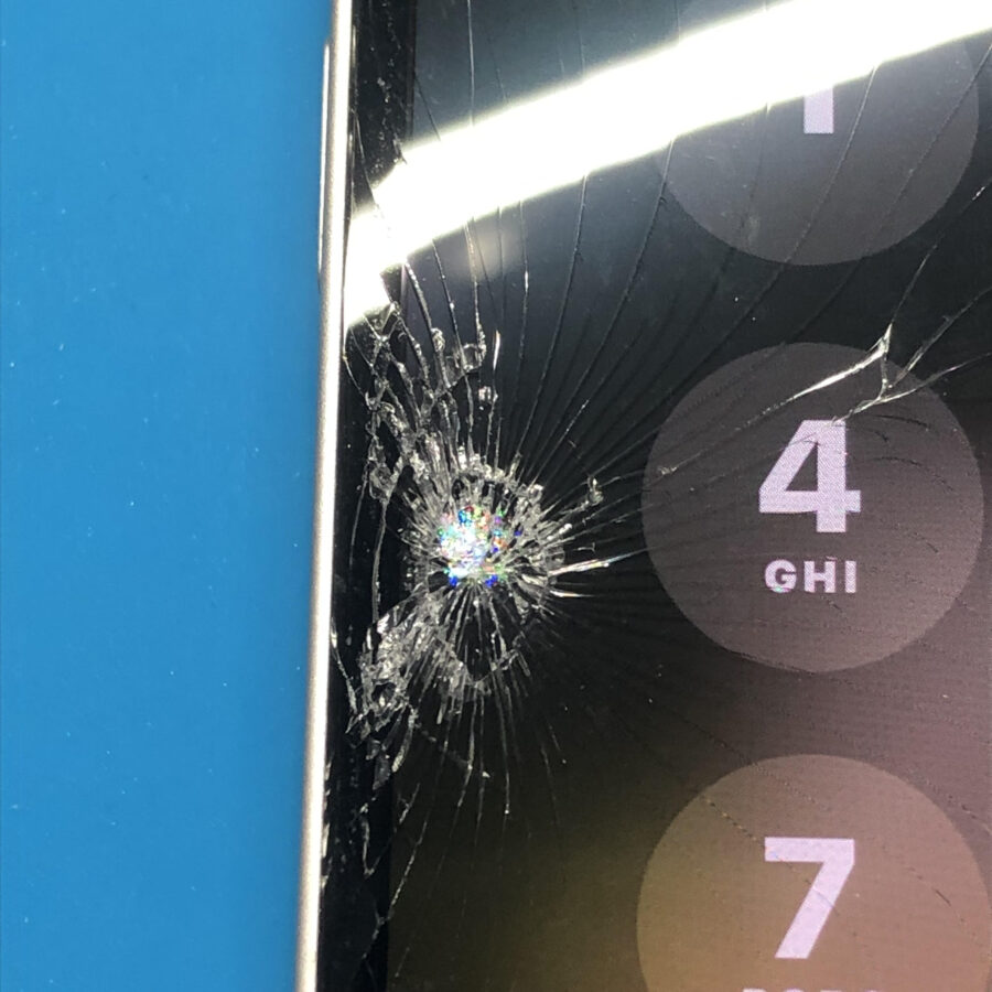 iPhone14の画面割れ交換は、データそのまま・即日修理対応の「スマホ修理工房　池袋P'パルコ本店」へ！