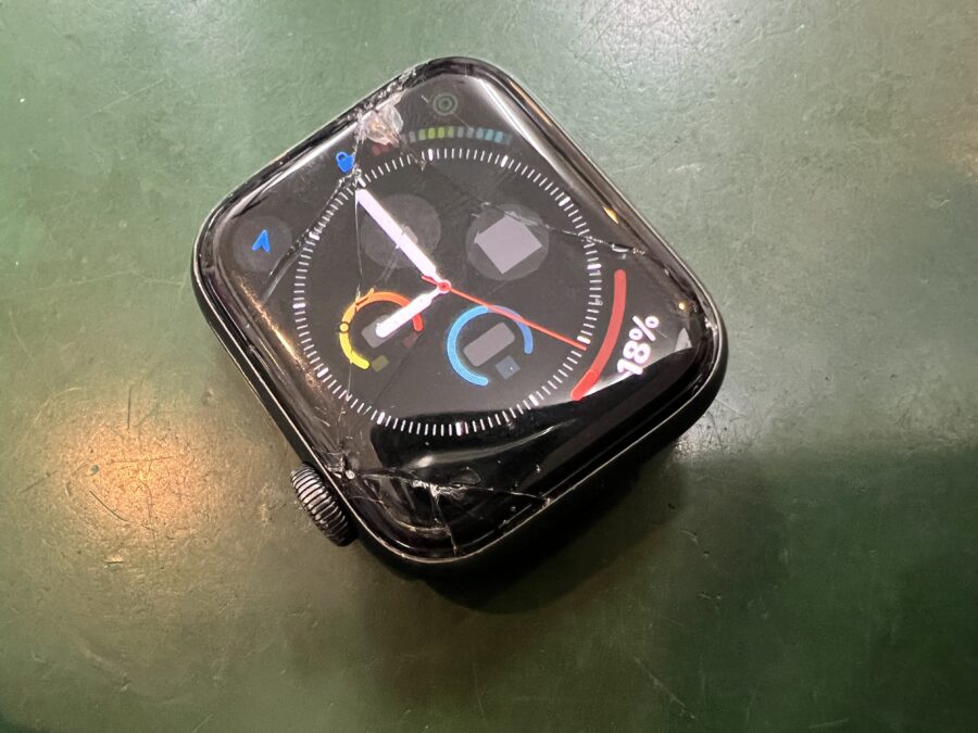 Apple Watch SE画面交換のご依頼をいただきました！