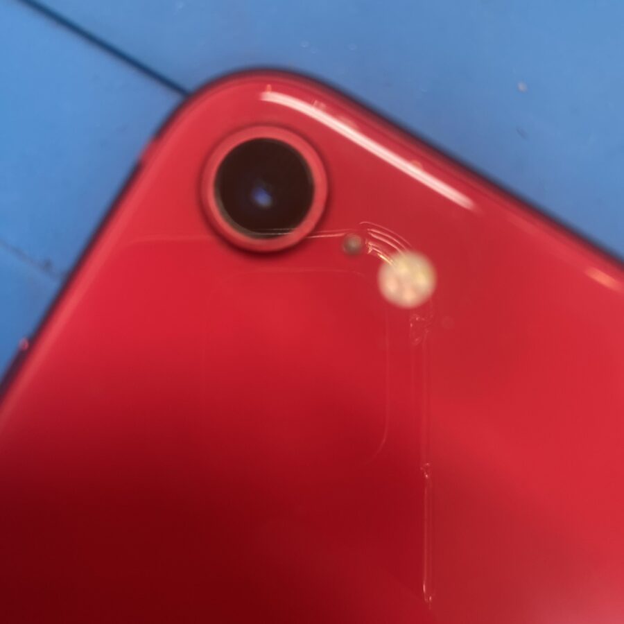 iPhoneSE（アイフォン）カメラレンズ割れご対応可能！！【スマホ修理工房 ココリア多摩センター店】