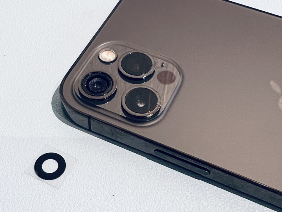 落としてカメラレンズが割れてしまった！iPhone12Pro(アイフォン)のアウトカメラレンズ交換修理を行いました！
