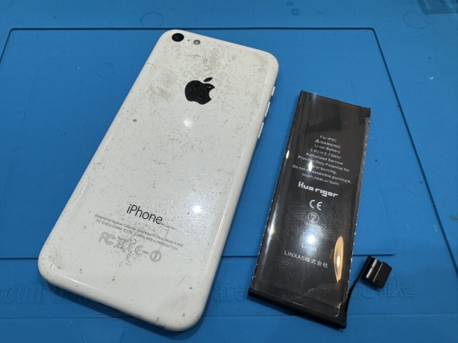 古い機種でも大丈夫です！！iPhone5c  のバッテリー交換なら即日対応の【スマホ修理工房 池袋P'パルコ本店】