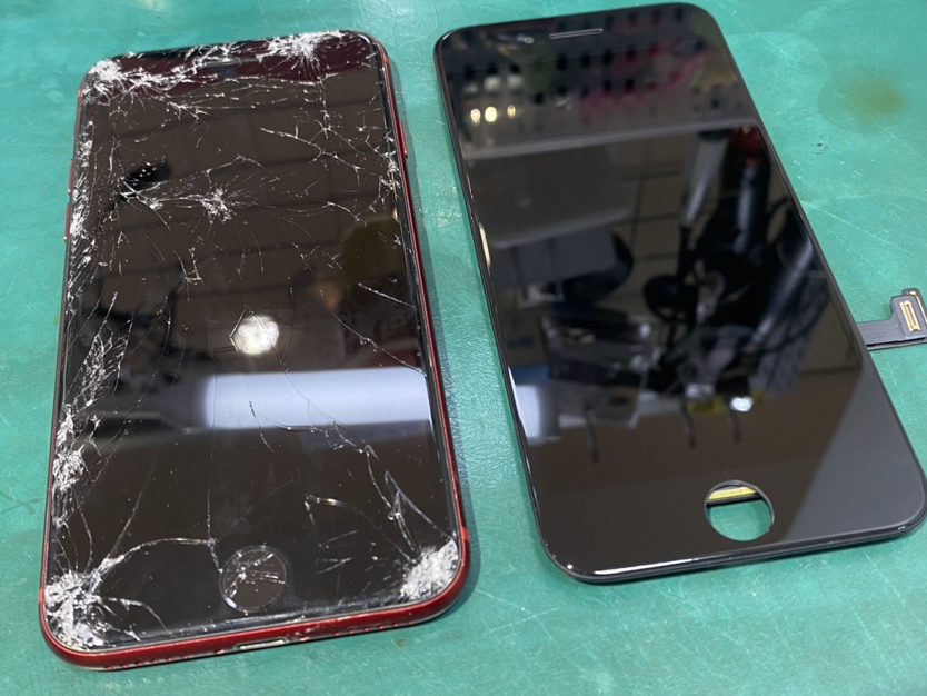 iPhoneSE3（アイフォン）の画面修理なら即日修理の当店がおすすめ！【スマホ修理工房 ココリア多摩センター店】