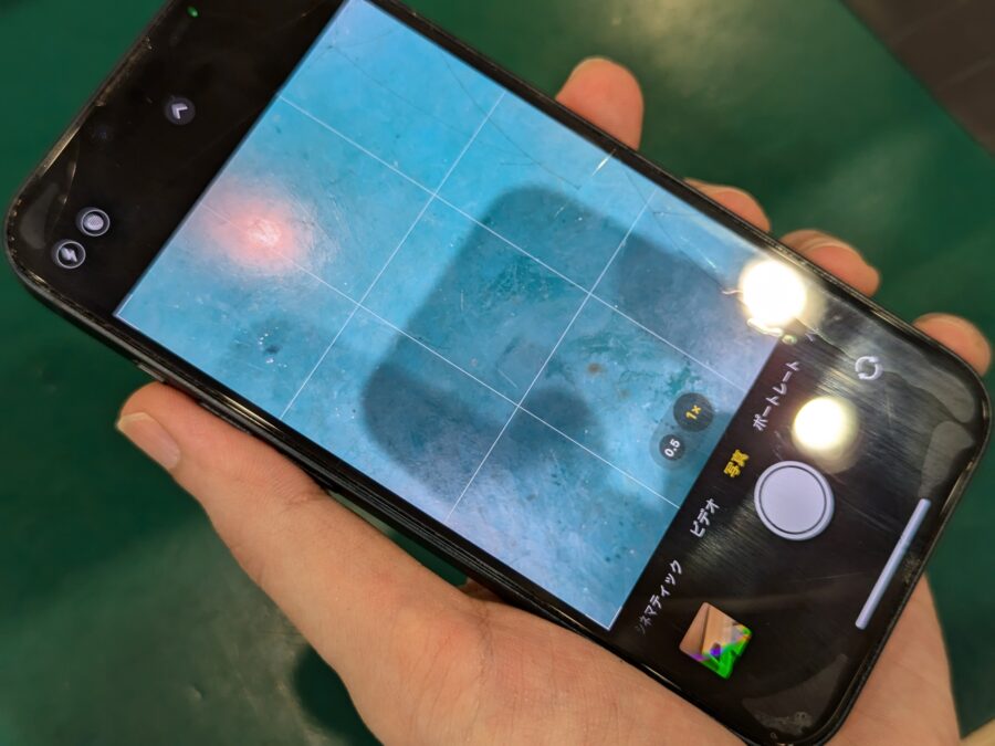 iPhone 14(アイフォン)のリアカメラが急に映らない！リアカメラ修理 - スマホ修理工房ペリエ千葉店
