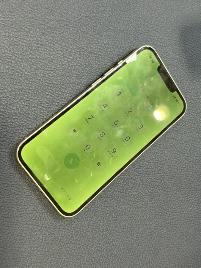 液晶不良で緑色になってしまったiPhone14(アイフォン)の画面交換修理を行いました【スマホ修理工房仙台PARCO2店】