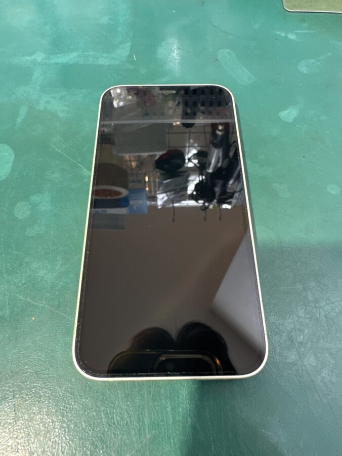 iPhone12mini（アイフォン）そろそろバッテリー交換しないとな？！【スマホ修理工房 ココリア多摩センター店】