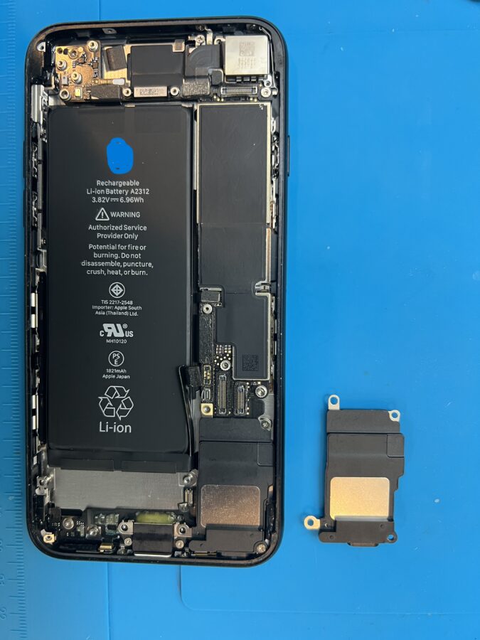 iPhone SE2のスピーカー交換のご依頼をいただきました！