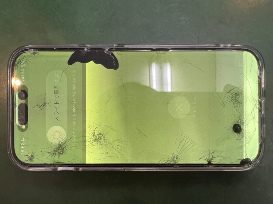 iPhone 15を落としてしまってタッチが効かない、映りにも問題があるとのご相談をいただきました！