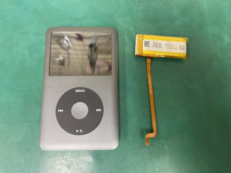 江東区西大島、亀戸近くのスマホ修理店！iPod Classic(アイポッド)電源が点かない。