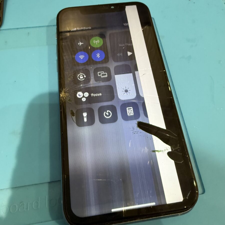 【即日！液晶パネル交換修理】藤沢市からお越しのお客様より、iPhone XR(アイフォン)をお持ち込みいただきました！