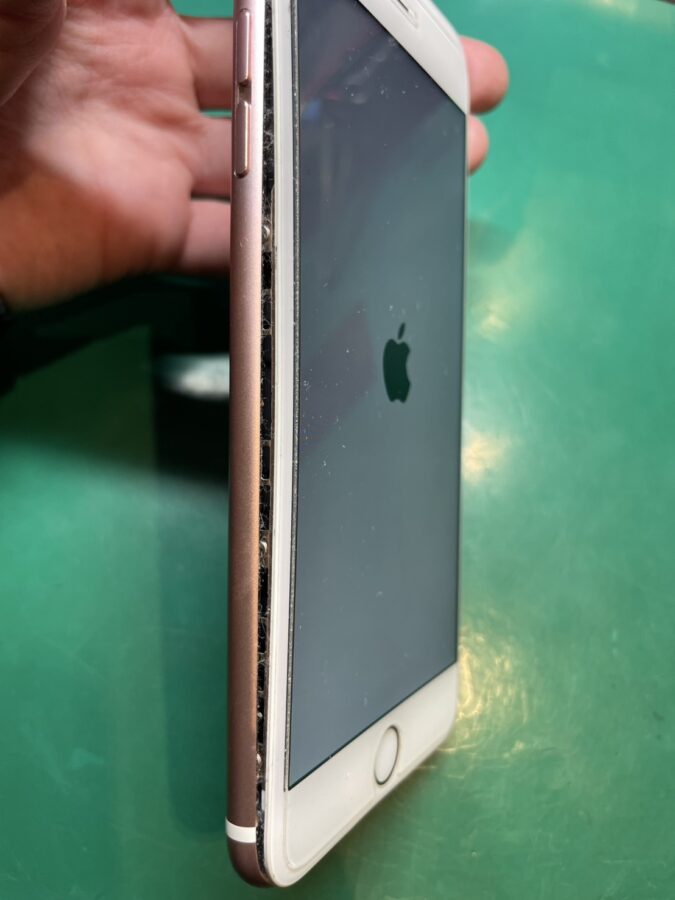 電池残量の減りが早い！　iPhone6SPlusのバッテリー交換はiスマホ修理工房へ！【スマホ修理工房ミーツ国分寺店】