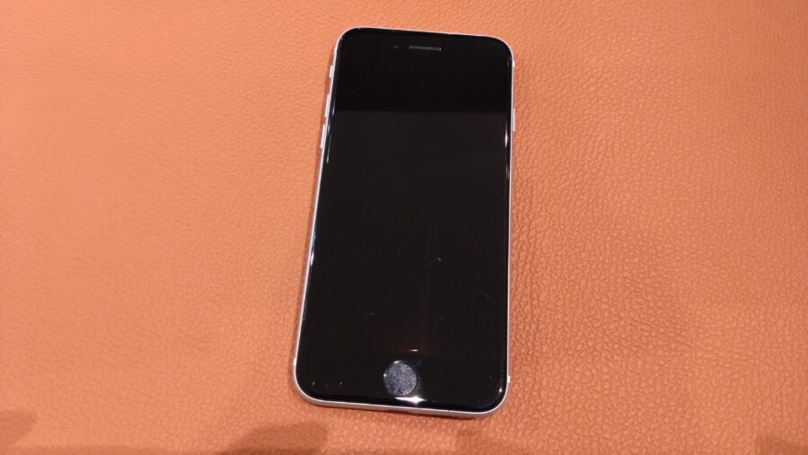 バッテリー持ちが気になるiPhoneSE 第2世代(アイフォン)の修理を行いました【スマホ修理工房仙台PARCO2店】