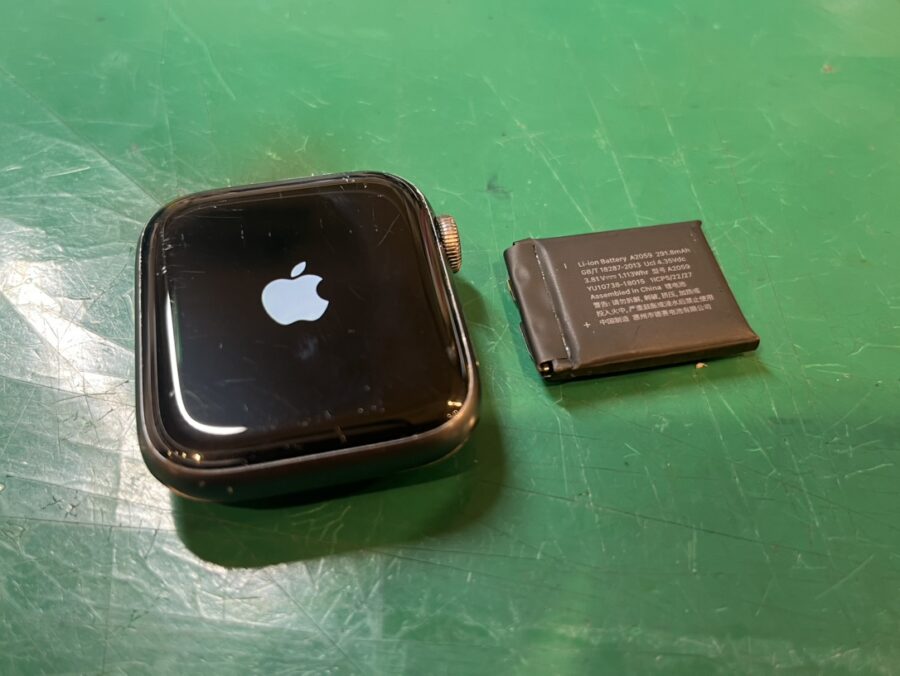 AppleWatch Series4 44mm（アップルウォツ)のバッテリーの減り早くなった！「スマホ修理工房 新宿PePe