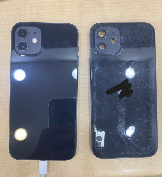 【バックパネルがバキバキ・・背面割れ修理】藤沢市からお越しのお客様より、iPhone12(アイフォン12)をお持ち込みいただきま
