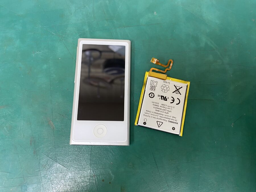 江東区西大島、亀戸近くのスマホ修理店！iPod nano 第7世代(アイポッド)充電の減りが早い。