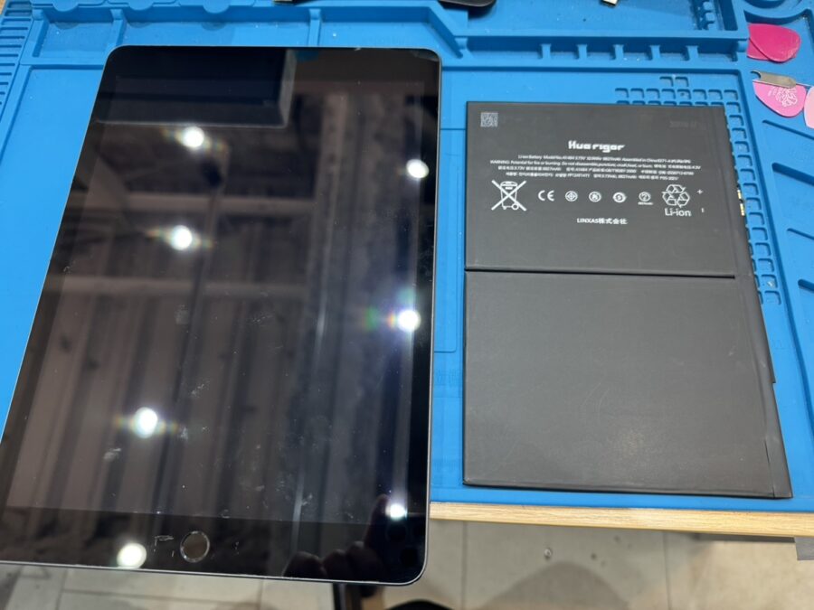 iPad 第9世代のバッテリー交換は、データそのまま・即日修理の【スマホ修理工房 池袋P'パルコ本店】にお任せください！