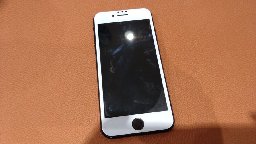 タッチ決済がうまくできないiPhoneSE2(アイフォン)修理を行いました【スマホ修理工房仙台PARCO2店】
