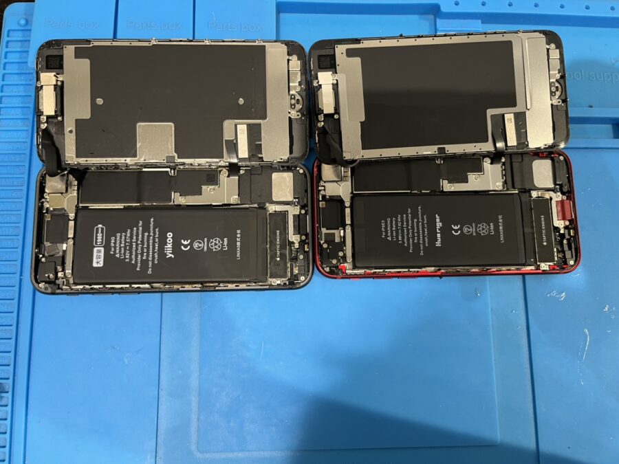 iPhone 2台同時にバッテリー交換！！iPhone 8、iPhone SE3のバッテリー交換ならスマホ修理工房渋谷店へ！