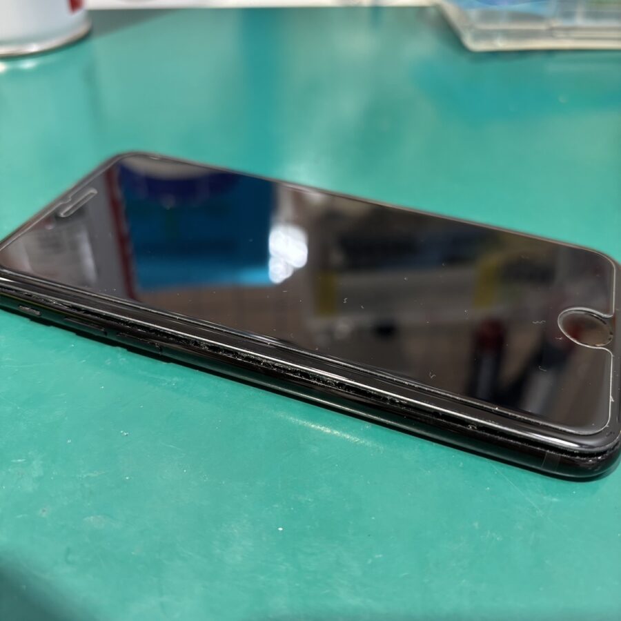 iPhone7(アイフォン)バッテリー交換でまだまだ使えます！