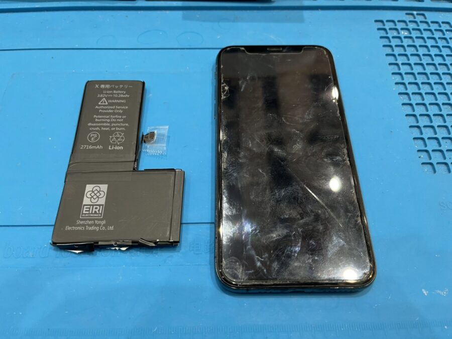 充電の減りが早いiPhoneXS（アイフォンテンエス）の修理は、【スマホ修理工房池袋P'パルコ店】にお任せください！！