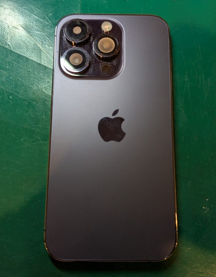 アイフォンが水没！！！iPhone14Pro（アイフォン）の水没洗浄＆画面交換修理作業を行いました！