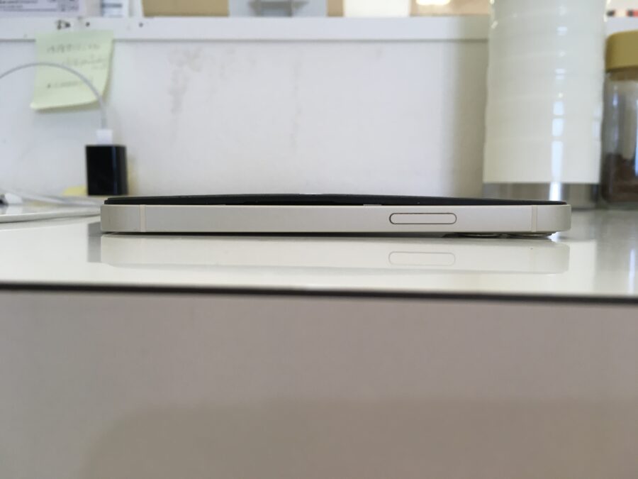 【釧路店】iPhone12 miniのバッテリー膨張の交換を行いました