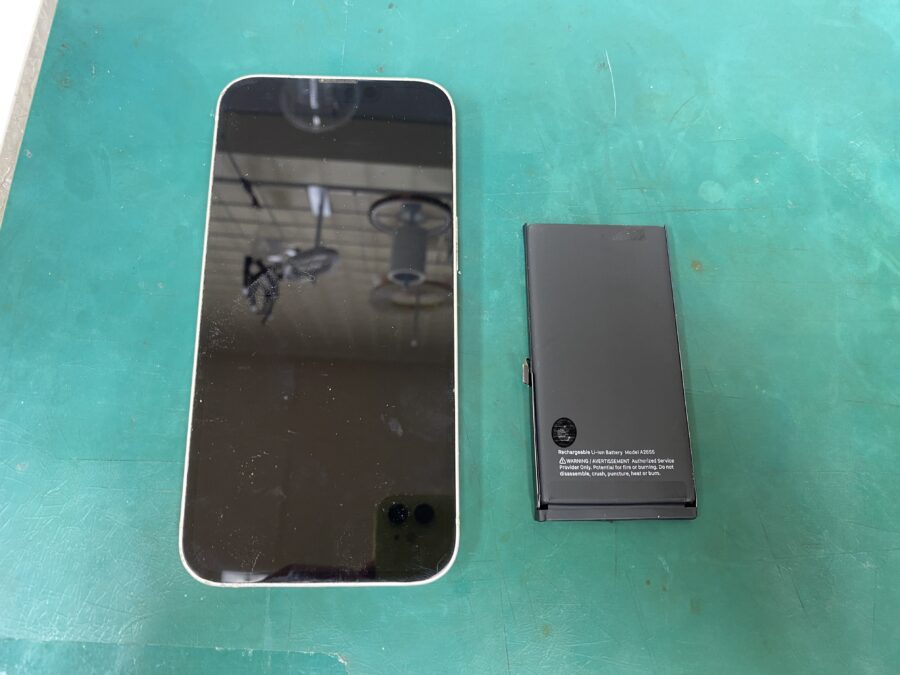 江東区西大島、亀戸近くのスマホ修理店！iPhone13(アイフォン)電池のへりが早い。電池持ちが悪い。