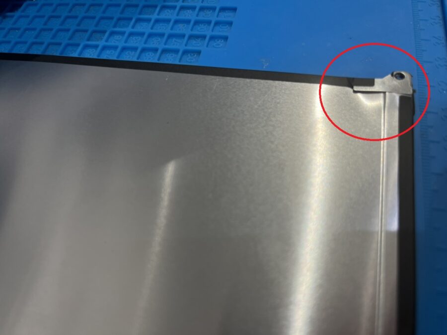 衝撃で何も映らなくなった！　iPad 7(アイパッド7)の画面の修理ならデータそのまま、「スマホ修理工房渋谷店」へ！