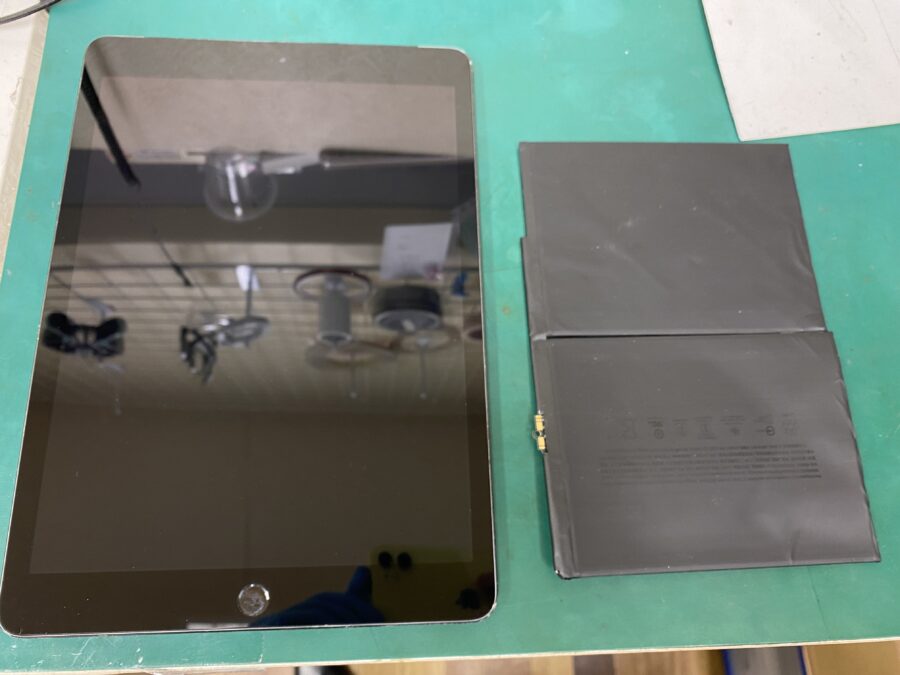 江東区西大島、亀戸近くのスマホ修理店！iPad 第7世代(アイパッド) バッテリーの持ちが悪い。すぐに電源が切れる。